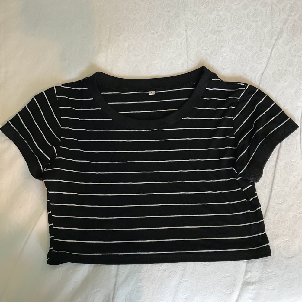 striped crop tee✨